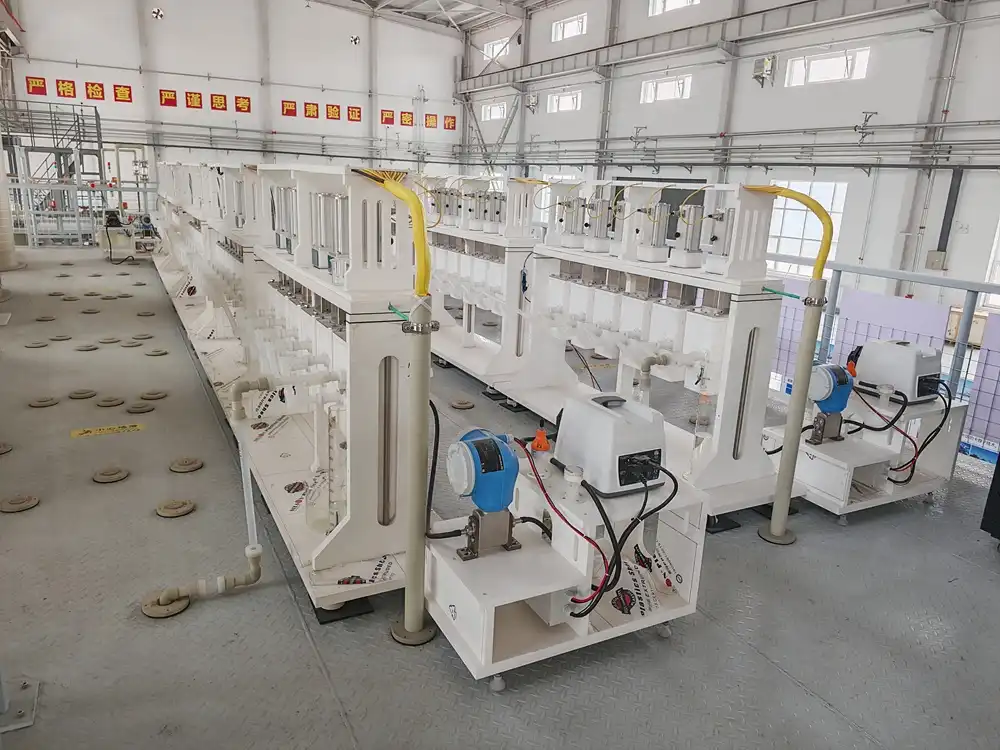 What industries use 20mm Rotary Drum Centrifugal Extractors?